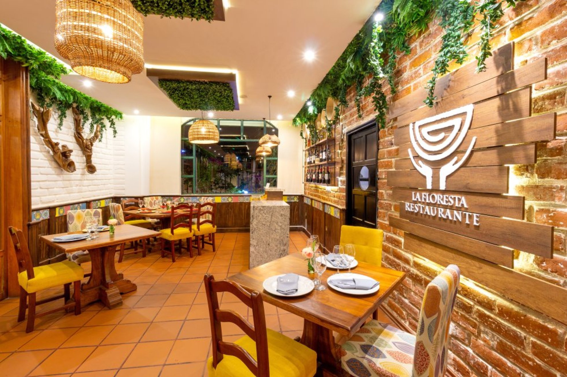 La Floresta Restaurante - Baños Ecuador