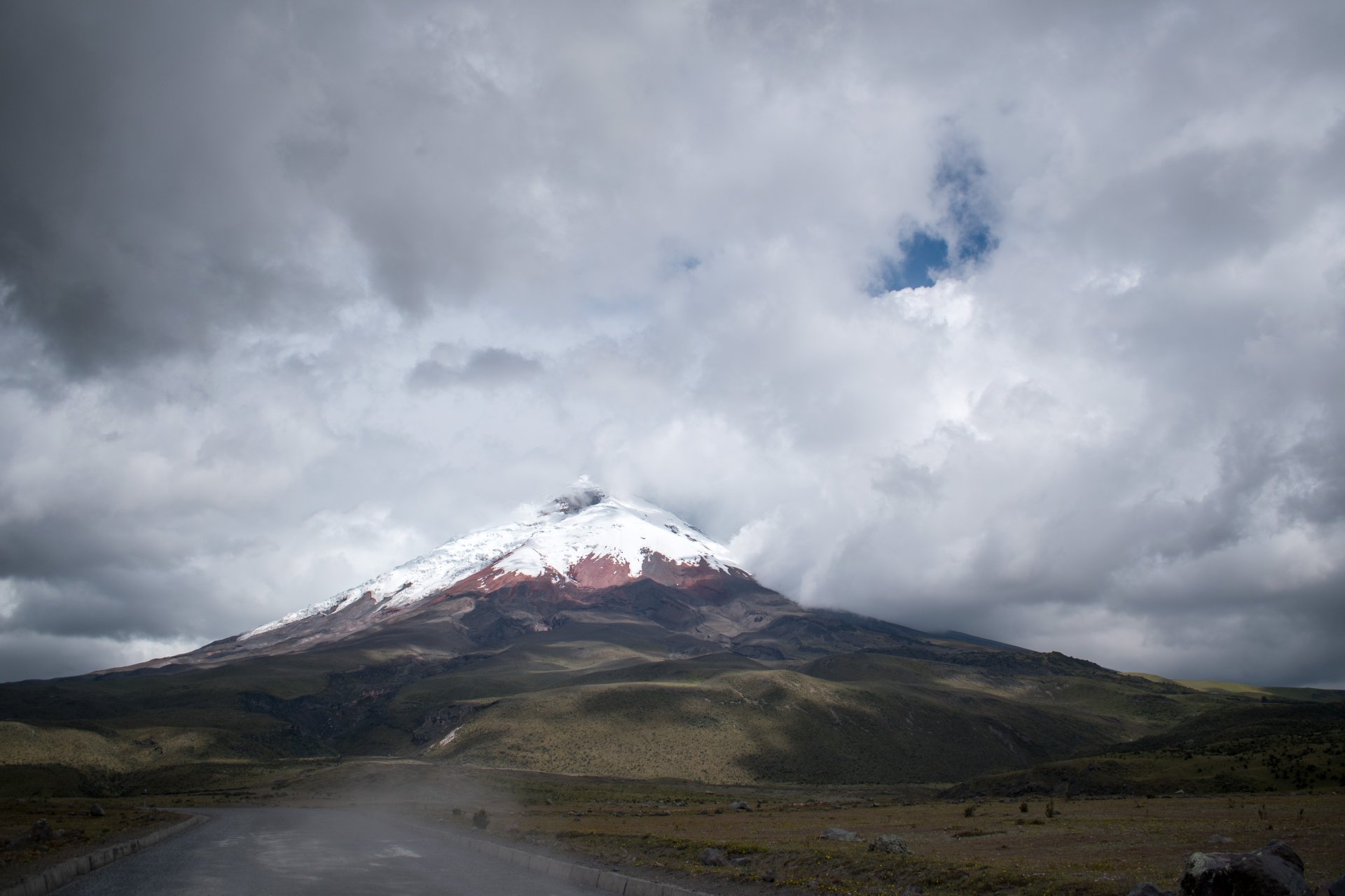 Cotopaxi, Tour de un día completo